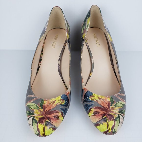 Nine West Shoes - Nine West heels Floral round toe Pump heels with Studs